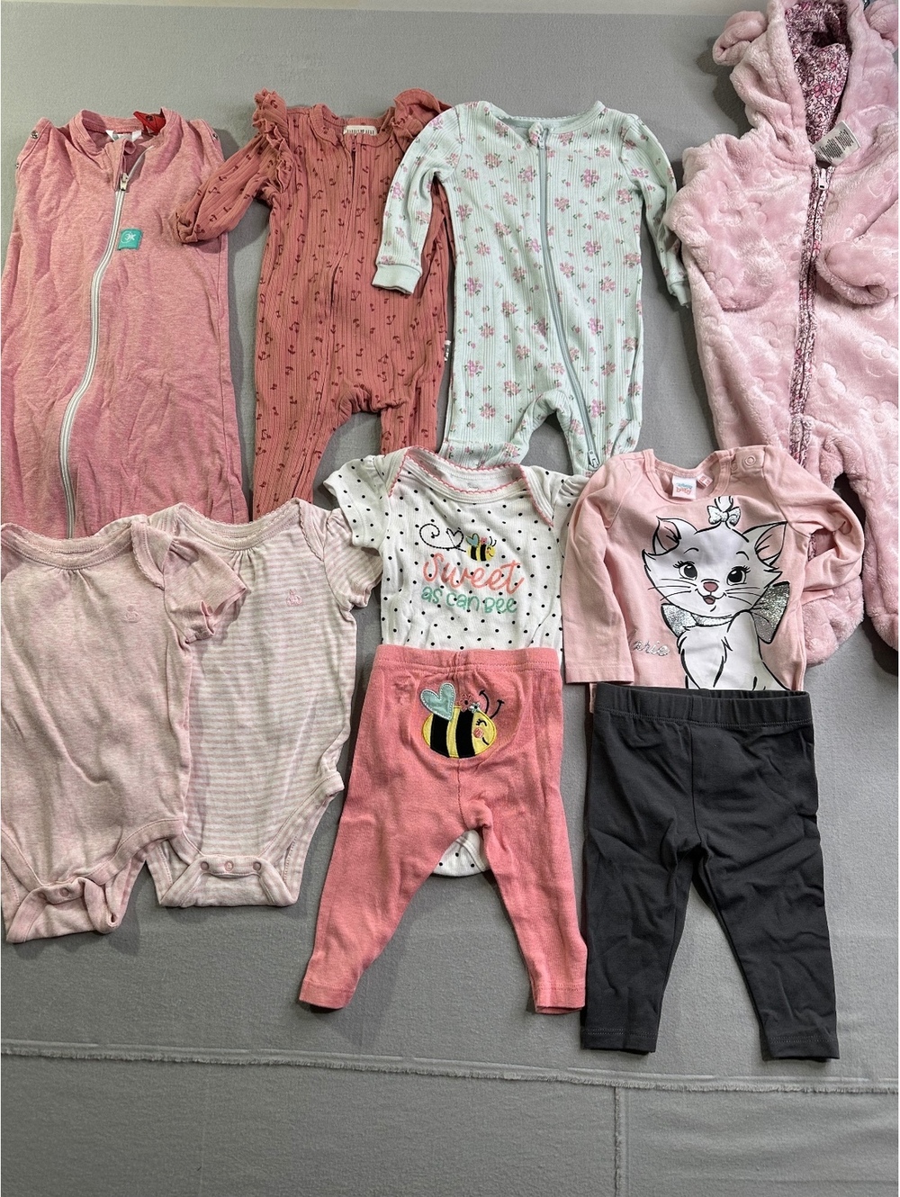 Baby Girl 3-6M 10 Piece Clothing Bundle Baby Gap Disney Joe Fresh Outerwear